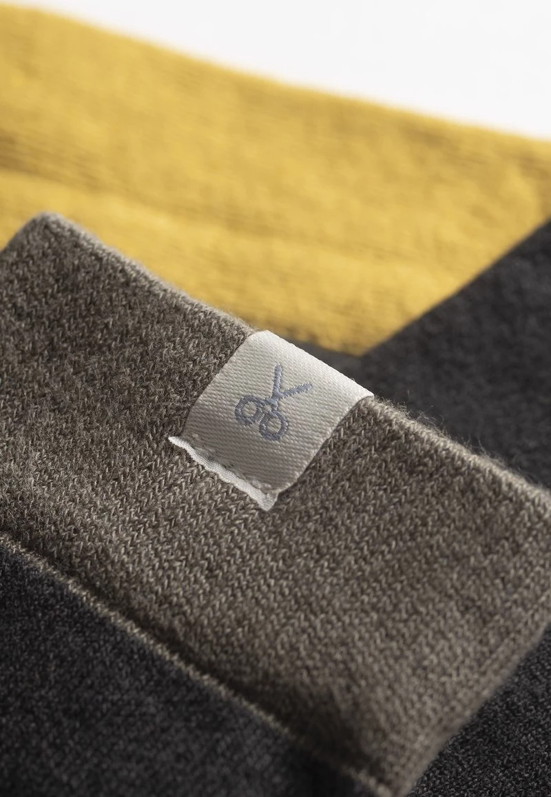 KAFT MERGER Socken Asphalt Unisex 6 KAFT MERGER Socken Asphalt Unisex – Bild 4