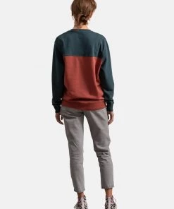 KAFT Unisex HORIZON Sweatshirt Brick -KAFT-Laden d0869f23249a4235bae883d5ce7f7989